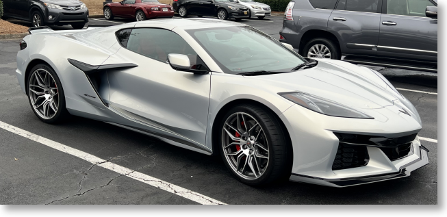 Wayne & Vicki Mobley's Corvette Garage